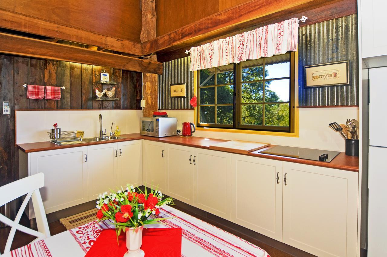 Possum Lodge At Cloudhill Estate Mount Tamborine Exterior photo